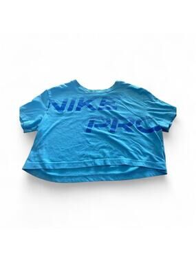 Nike Cropped T-shirt Bundle (2)